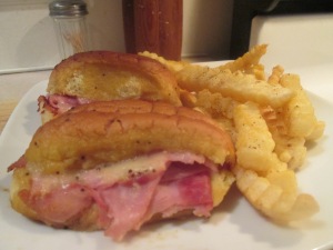 Baked ham and swiss on potato roll 006
