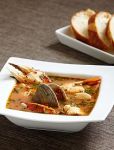 Cioppino with bread